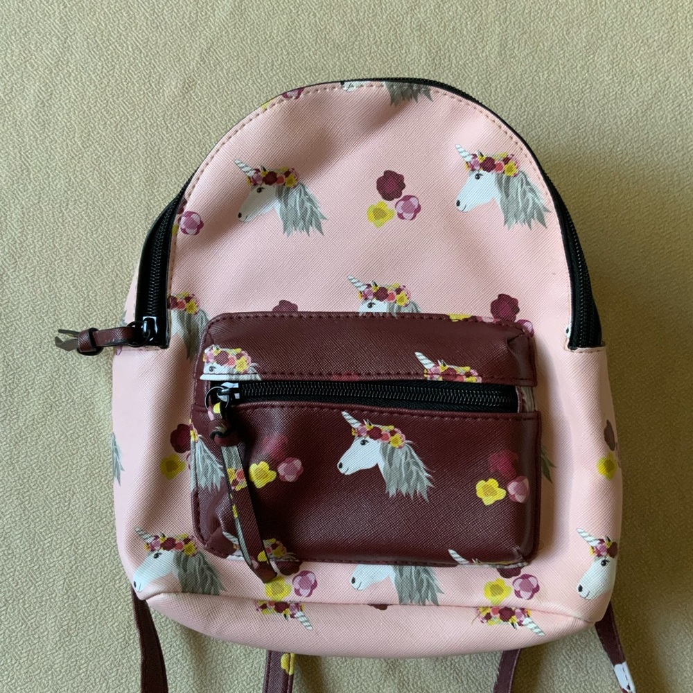 Unicorn Backpack - Picture 2 of 6